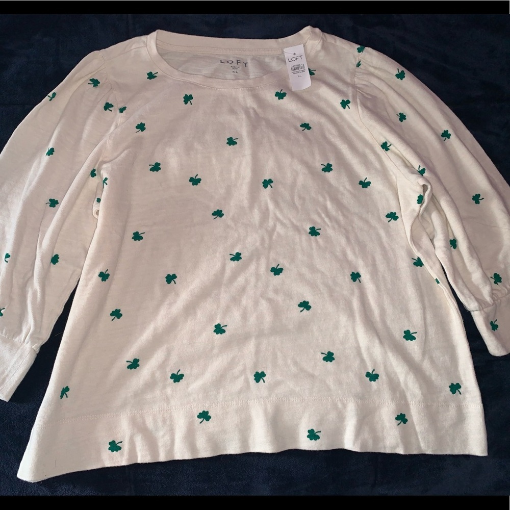 Shamrock long sleeve sweater